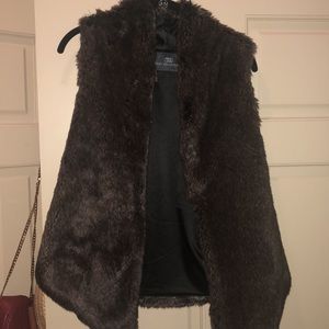 Fur vest